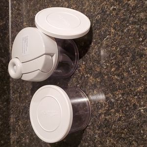 Pampered Chef Manual Food Processor with extra lid and chopping bowl